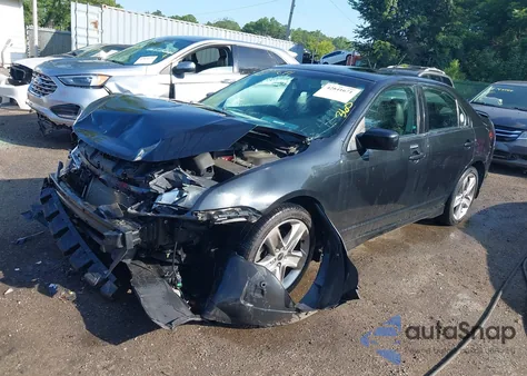 2010 Ford Fusion Sport z USA, uszkodzony, nr VIN 3FAHP0KC9AR178518